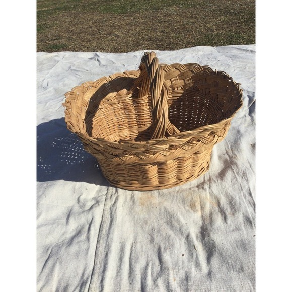 Large wicker basket with handle light 13” 13 in farmhouse country blanket Tan - Picture 12 of 12